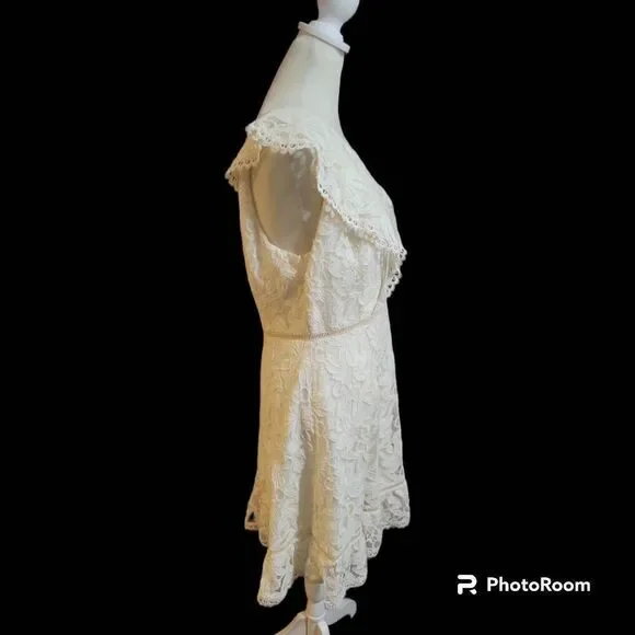 BB Dakota Revolve Rease Ruffle Lace Dress in Antique Ivory - Size 6 *NEW w/ Tag* - Picture 3 of 8